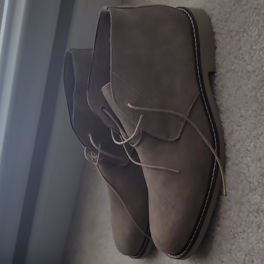 BR Philip Boot